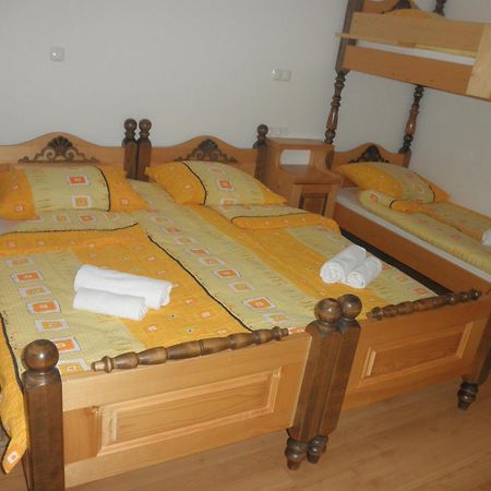 צ'רקנו Apartments Cumar חדר תמונה