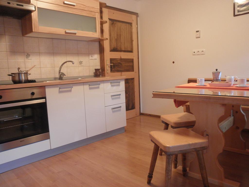 צ'רקנו Apartments Cumar חדר תמונה