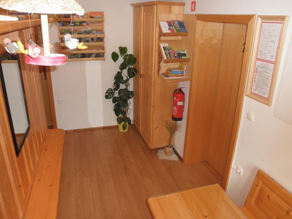 צ'רקנו Apartments Cumar מראה חיצוני תמונה